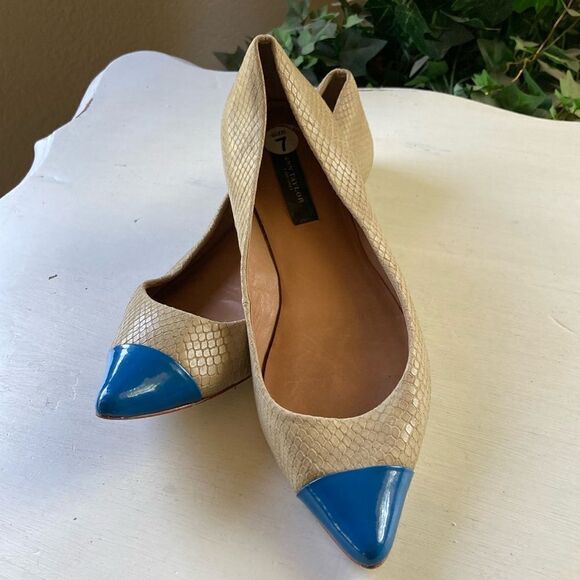 Ann Taylor Slip On Leather Pointed Cap Toe Ballet Flats Size 7 - Picture 11 of 12